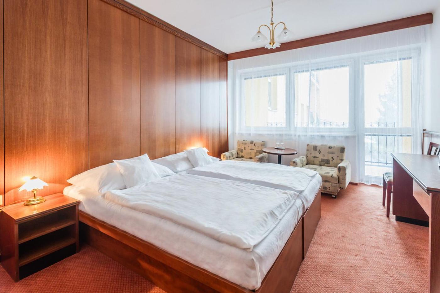 Lazensky A Wellness Hotel Nivamare 鲁哈科维斯 客房 照片
